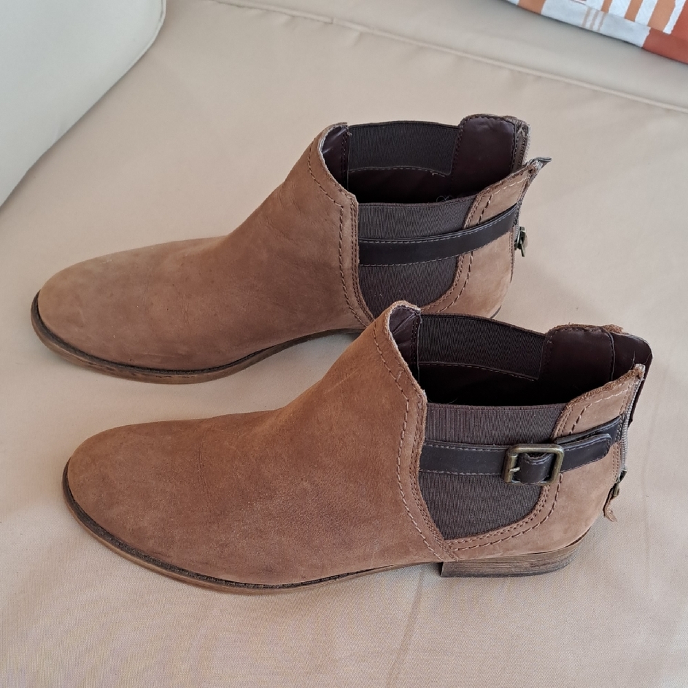 Franco Sarto..KETTY